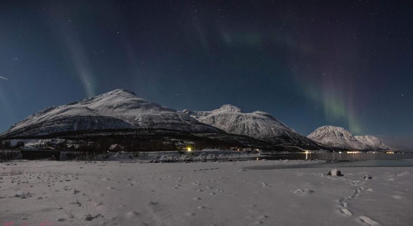 Sjursnes Fjordferie — Hotel in Tromsø