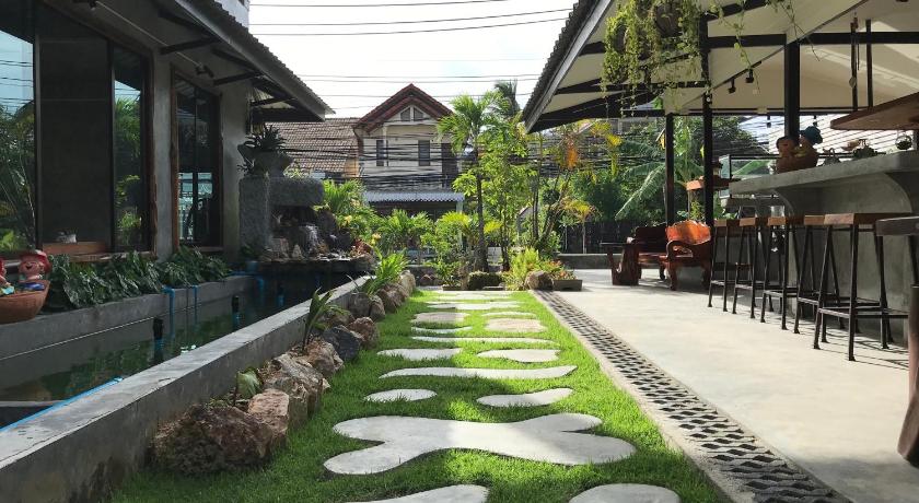 Baan Sala Lung Dam Hotel – Ko Samui, UT