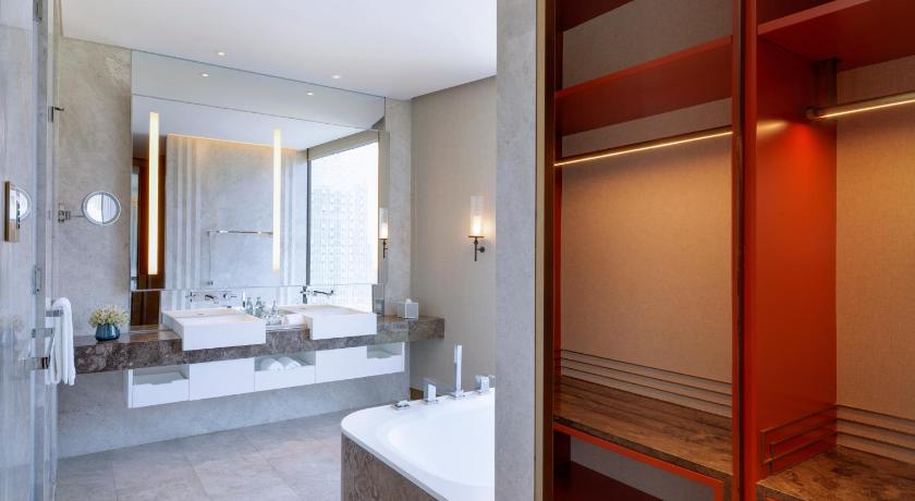 Image of Grand Deluxe Twin Room 6