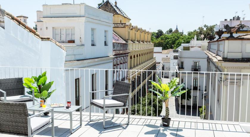 La Puerta de Palacio - Adults Only photo