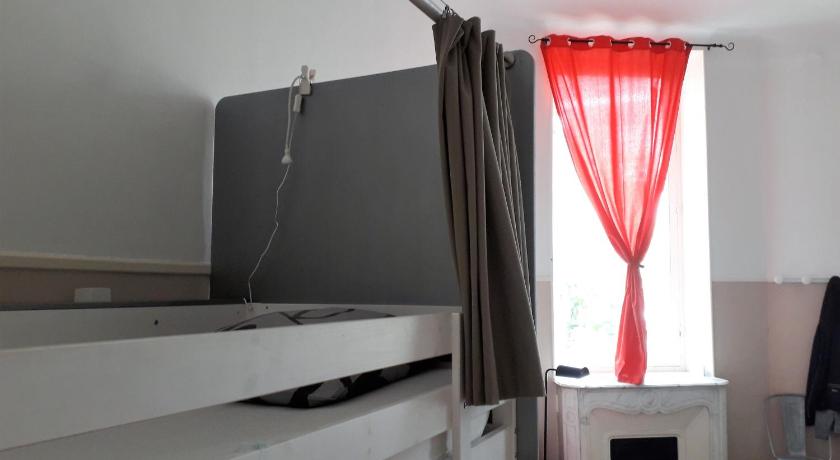 Image of Bed in 8-Bed Mixed Dormitory Room 11