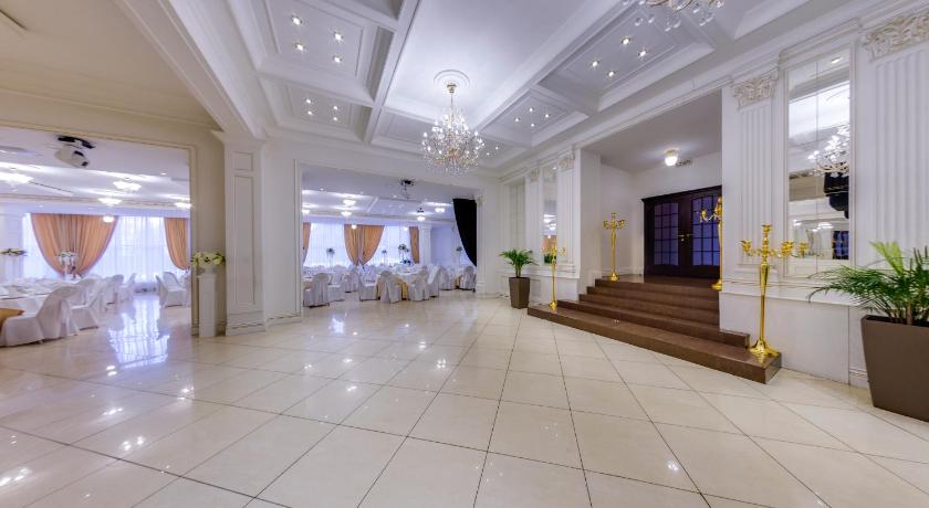 Garden Hotel and Spa photo