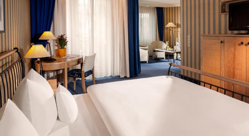 Image of Comfort Room 0