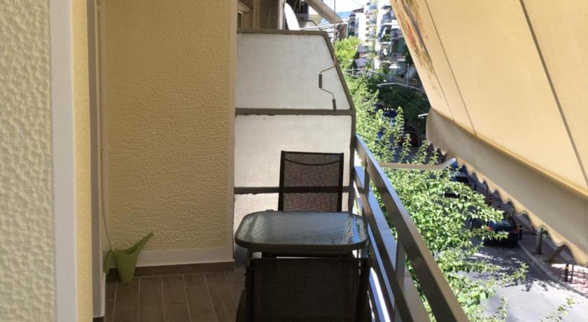 Acropolis brand new 1min from metro! photo