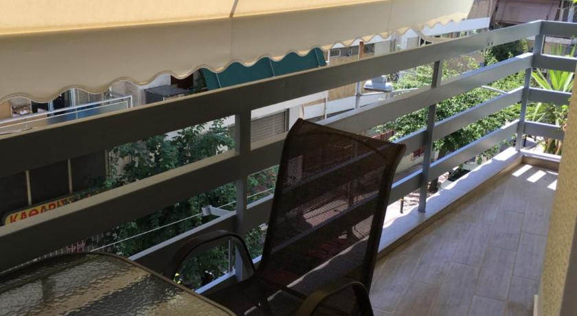 Acropolis brand new 1min from metro! photo