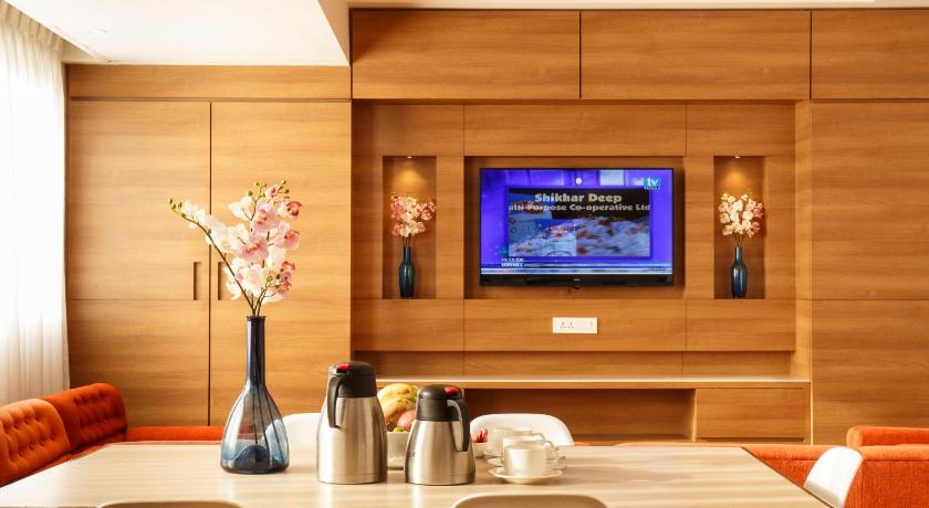 Image of Two-Bedroom Ambassador Suite - Free Airport Drop, 10% off on our selected restaurants, Early Check-In and Late Check-Out by 2 hrs 9