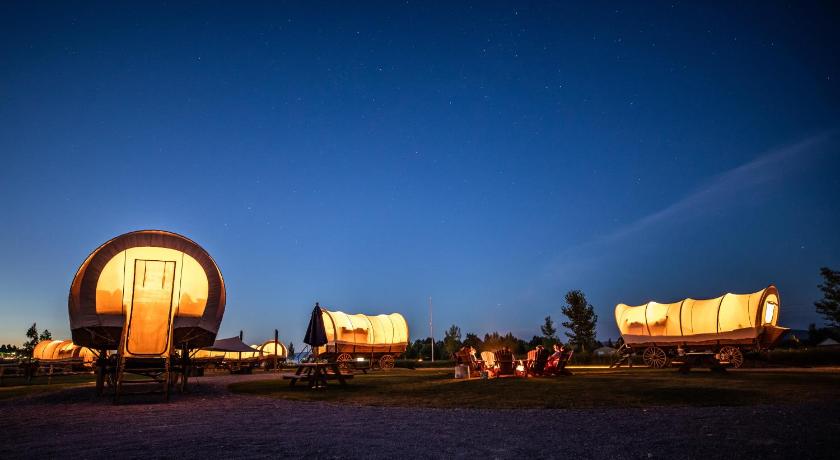 Conestoga Ranch Glamping Resort photo