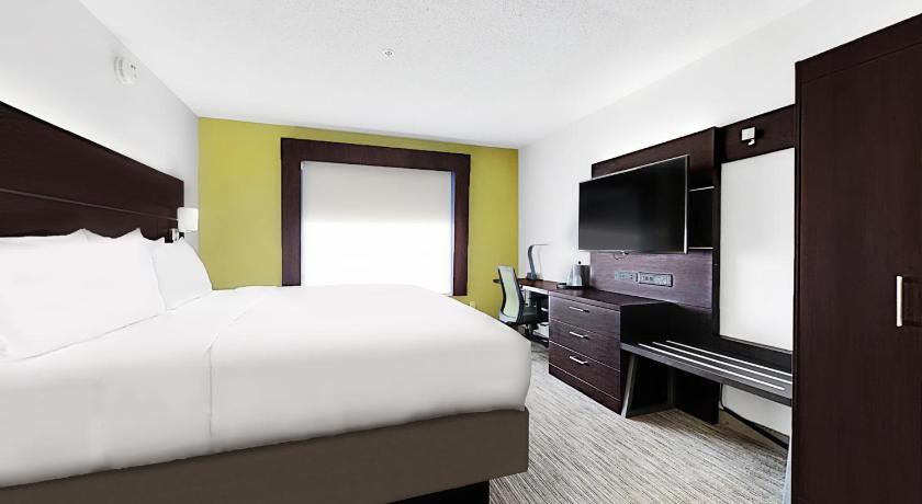 Holiday Inn Express & Suites Chalmette - New Orleans S