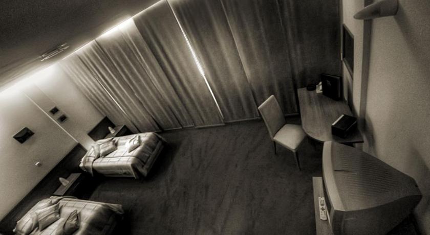 Hotel Lav Vukovar photo