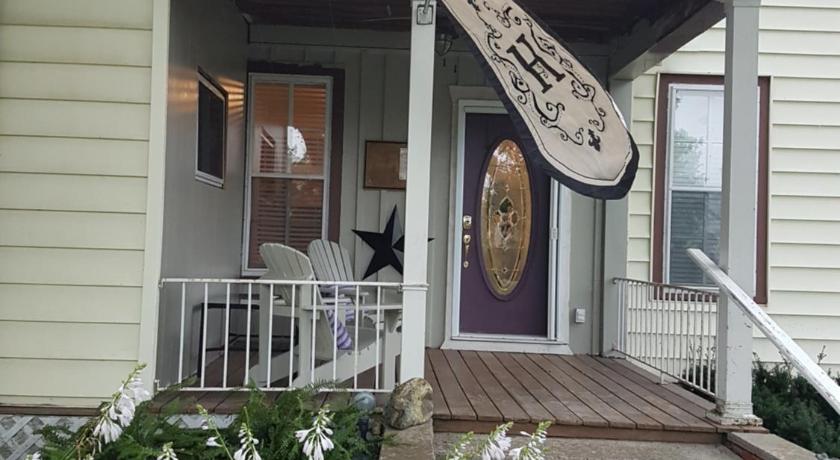 Hellemsfield Inn & bed and breakfast photo