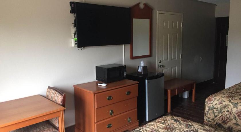 Briarwood Inn photo