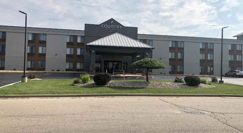 Country Inn & Suites by Radisson Mt. Pleasant-Racine West WI