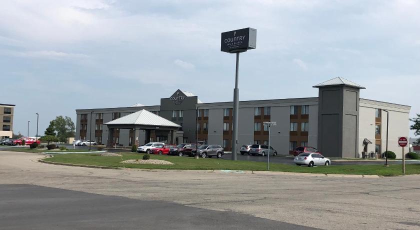 Country Inn & Suites by Radisson Mt. Pleasant-Racine West WI