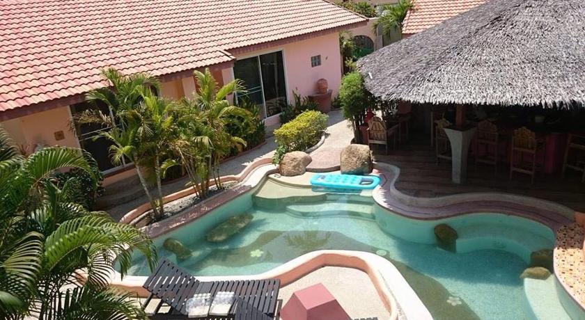 Pandora Lifestyle Hotel - image 12