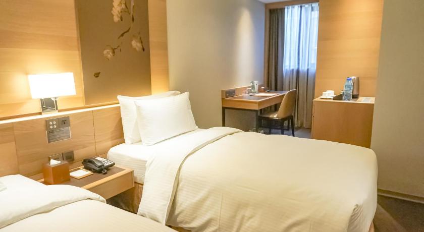 Image of Standard Twin Room 11