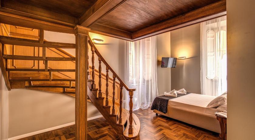 The Spanish steps apartment 67 photo