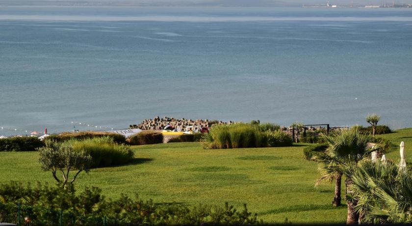 Sea Club Sarafovo Apartments — Hotel in Burgas
