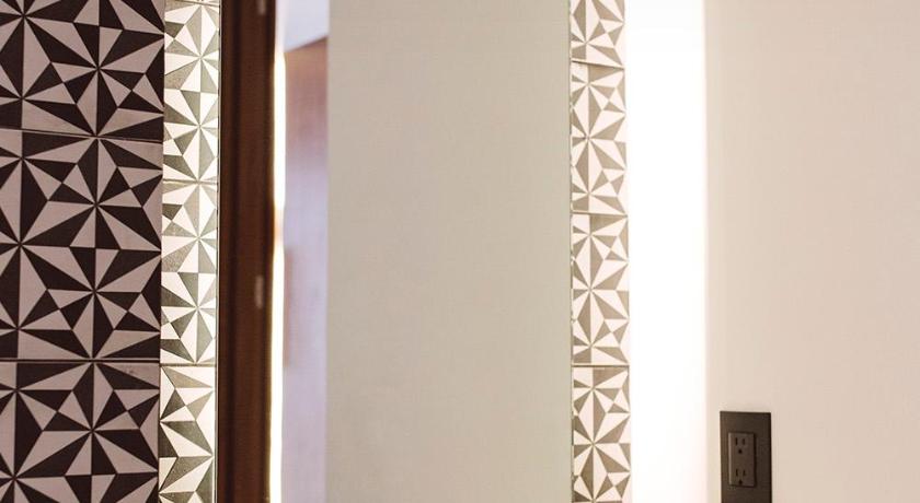 Image of Deluxe Room 13