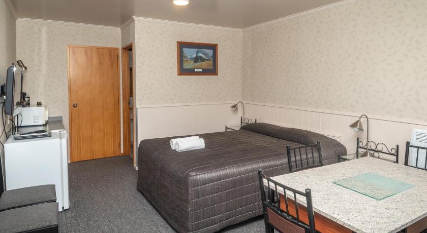 Image of 2 Bedroom Family Unit 5