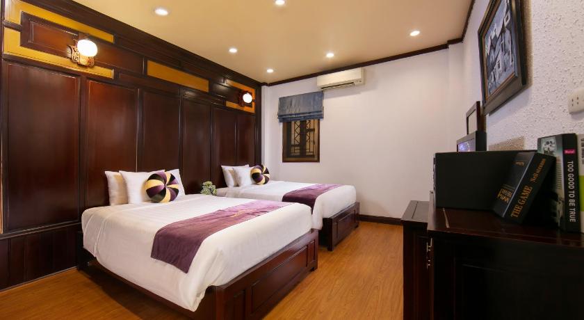 Impressive Boutique Hotel photo