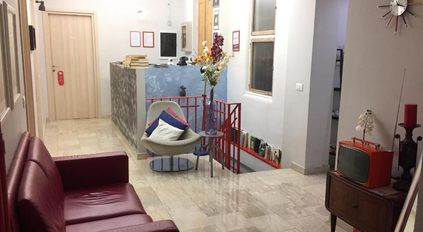 Roma Art Rooms