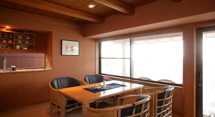 Japanese-Style Deluxe Room with Balcony and Mt.Zao View - A2