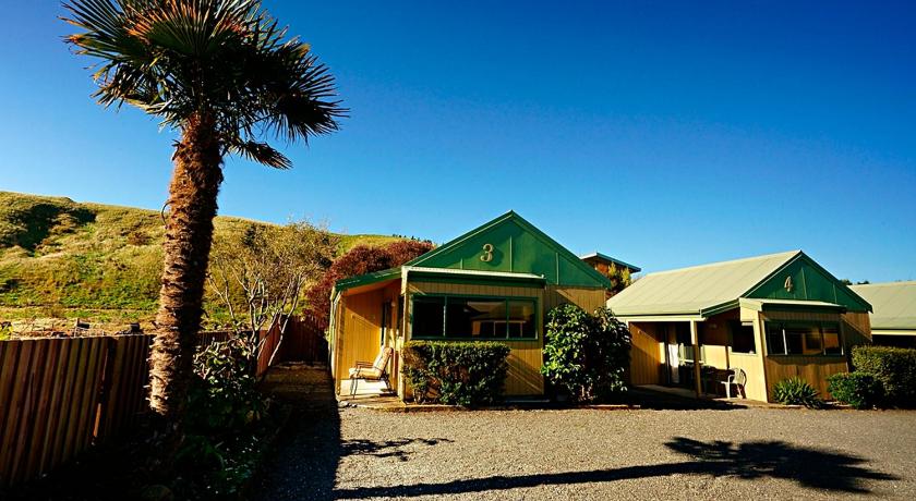 Bay Cottages