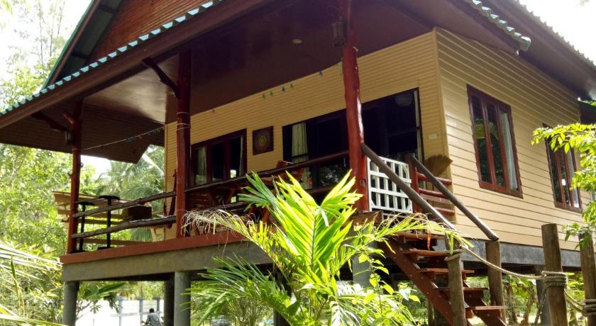 Baan Moonchan House photo