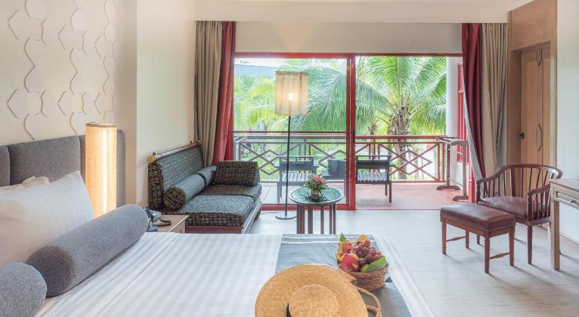 Image of Deluxe Double or Twin Room 5