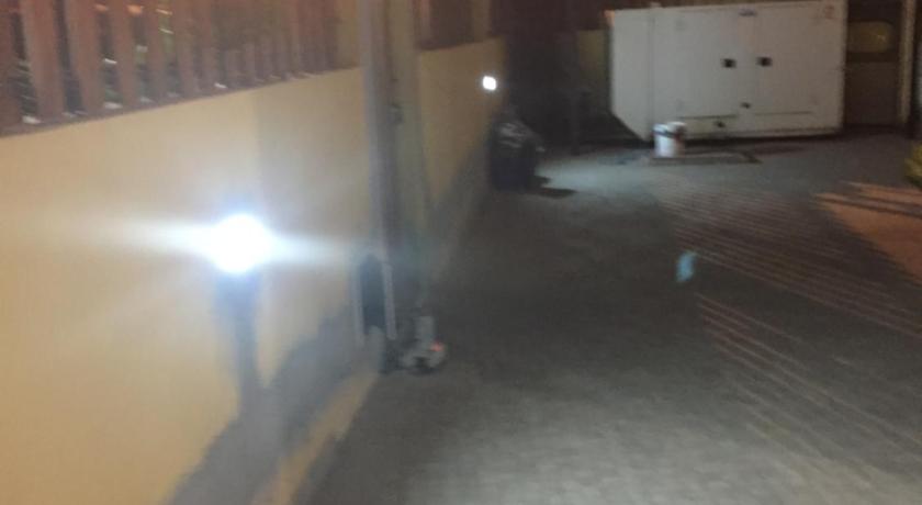 Benfica Luanda House 価格 写真 レビュー アドレス アンゴラ Benfica Luanda House 価格 写真 レビュー アドレス アンゴラ