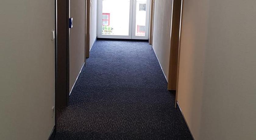 Hotel U7 photo