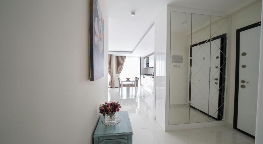 Karia Plus City Apartments photo