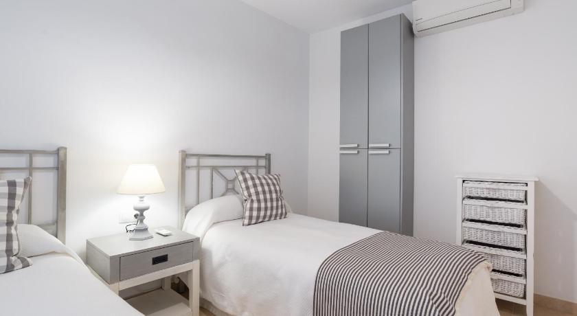 Apartamento con encanto en primera linea de playa photo