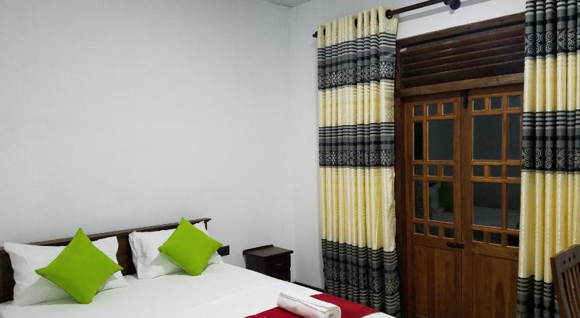 Yashumi Homestay — Hotel in Sigiriya