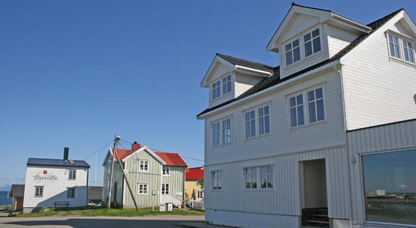 Kristina Apartment &amp; Alma House — Hotel in Andenes