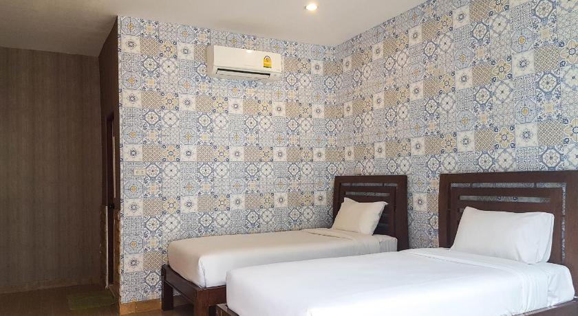 Image of Standard Twin Room 3
