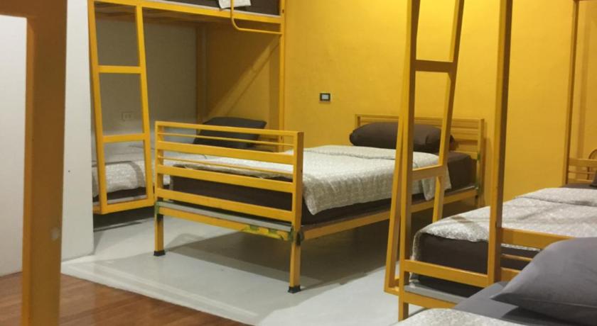1名料金【男女混合ドミトリー】7名相部屋 (1 Person in 7-Bed Dormitory - Mixed)の画像 1