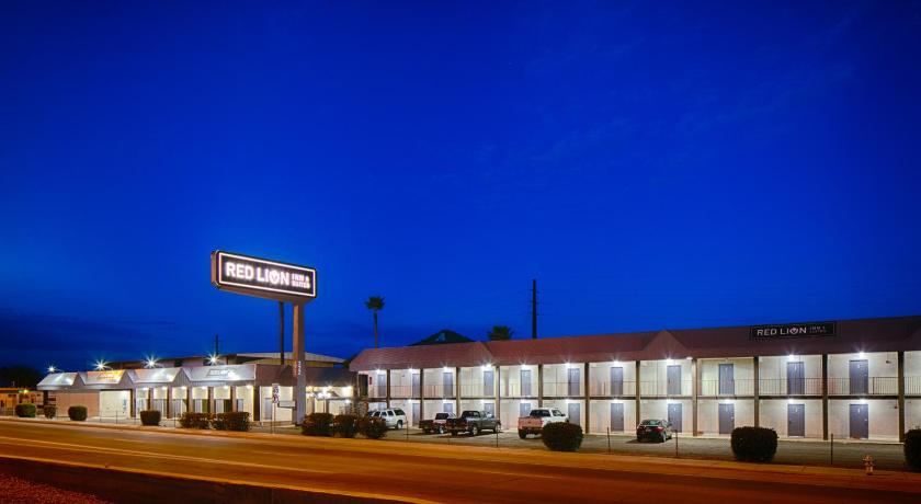 Red Lion Inn and Suites Tucson Downtown photo