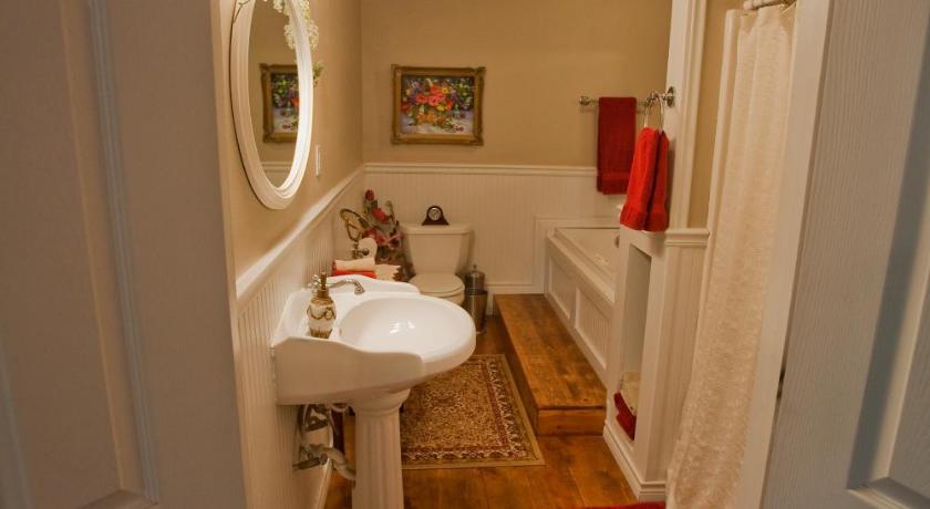 Bed and Breakfast on White Rock Creek photo