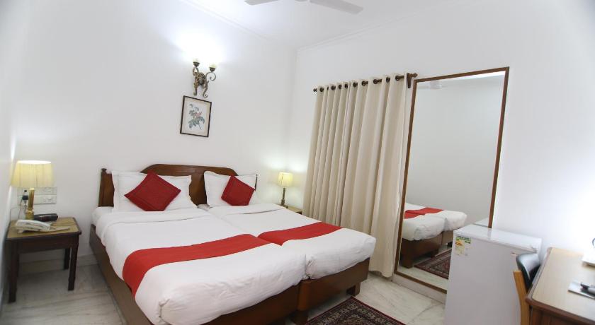 Hotel Palm Greens & Serviced Apartments