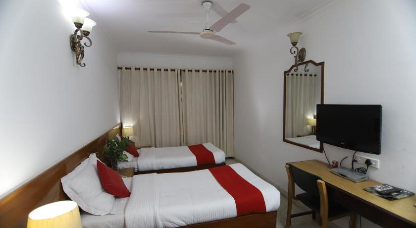 Hotel Palm Greens & Serviced Apartments