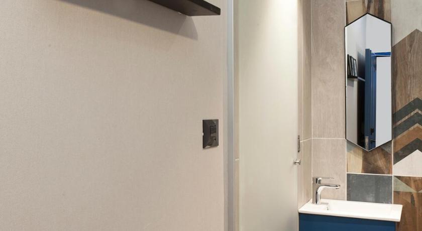 Double Capsule Private Bathroom 이미지 6