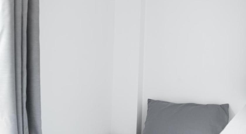Image of Standard Twin Room 4