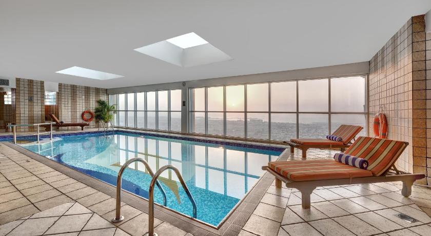 Emirates Grand Hotel - image 7