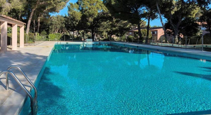 Rifugio Storico sul Mare — Hotel in Saint-Raphael