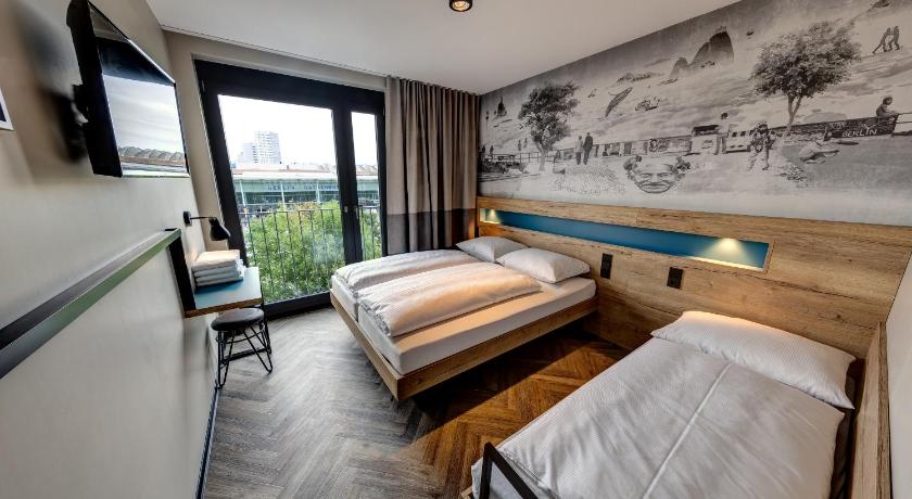 ベルリン Schulz Hotel Berlin Wall at the East Side Gallery 3つ星 ホテル 客室