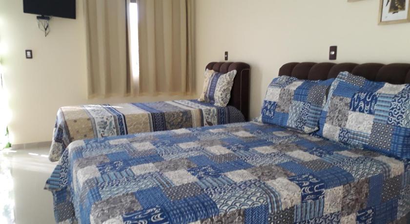 Suites Flor de Lis — Hotel in Pirenopolis