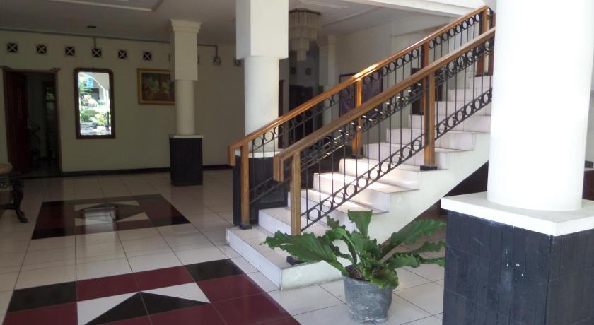 Armi Hotel - image 14