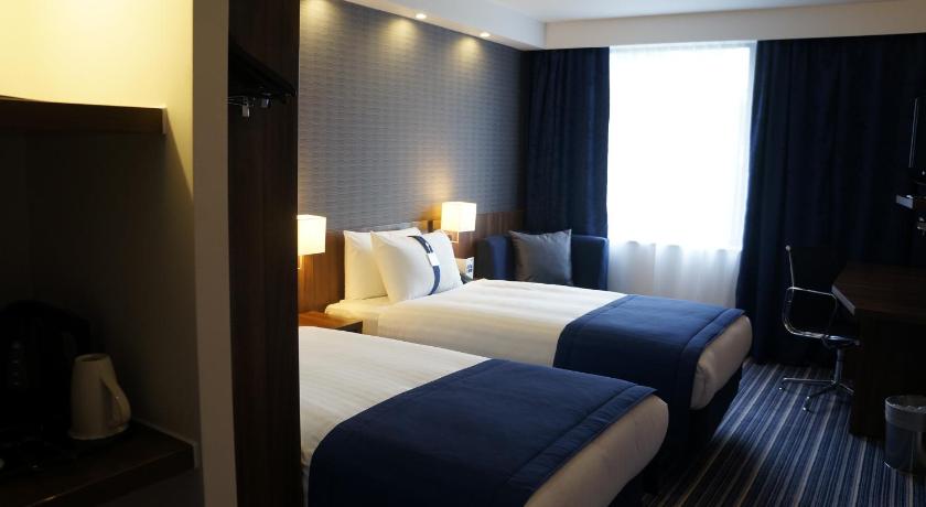 Holiday Inn Express Earls Court