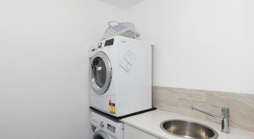 Sunset Place Apartments photo